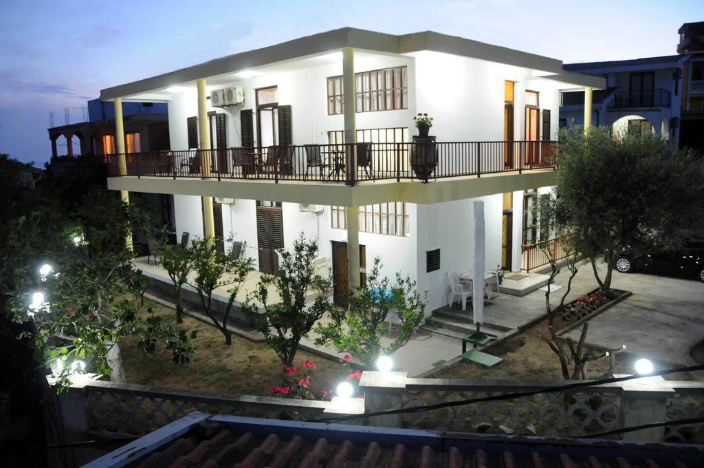 אולסינץ' Guest House Smajlaga מראה חיצוני תמונה